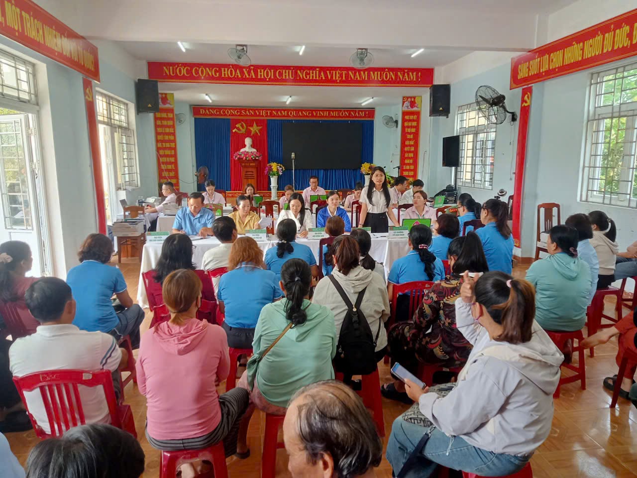 Phụ nữ Hòa Tiến – Chung tay đưa nguồn vốn đến đúng địa chỉ, tiếp sức phát triển kinh tế gia đình
